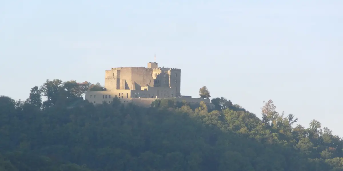 Hambacher Schloss, Aussicht