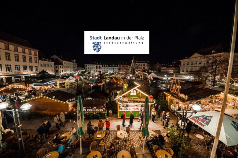 Weihnachtsbäume »to go«: Stadt Landau verkauft Nikolausmarkt-Deko für guten Zweck