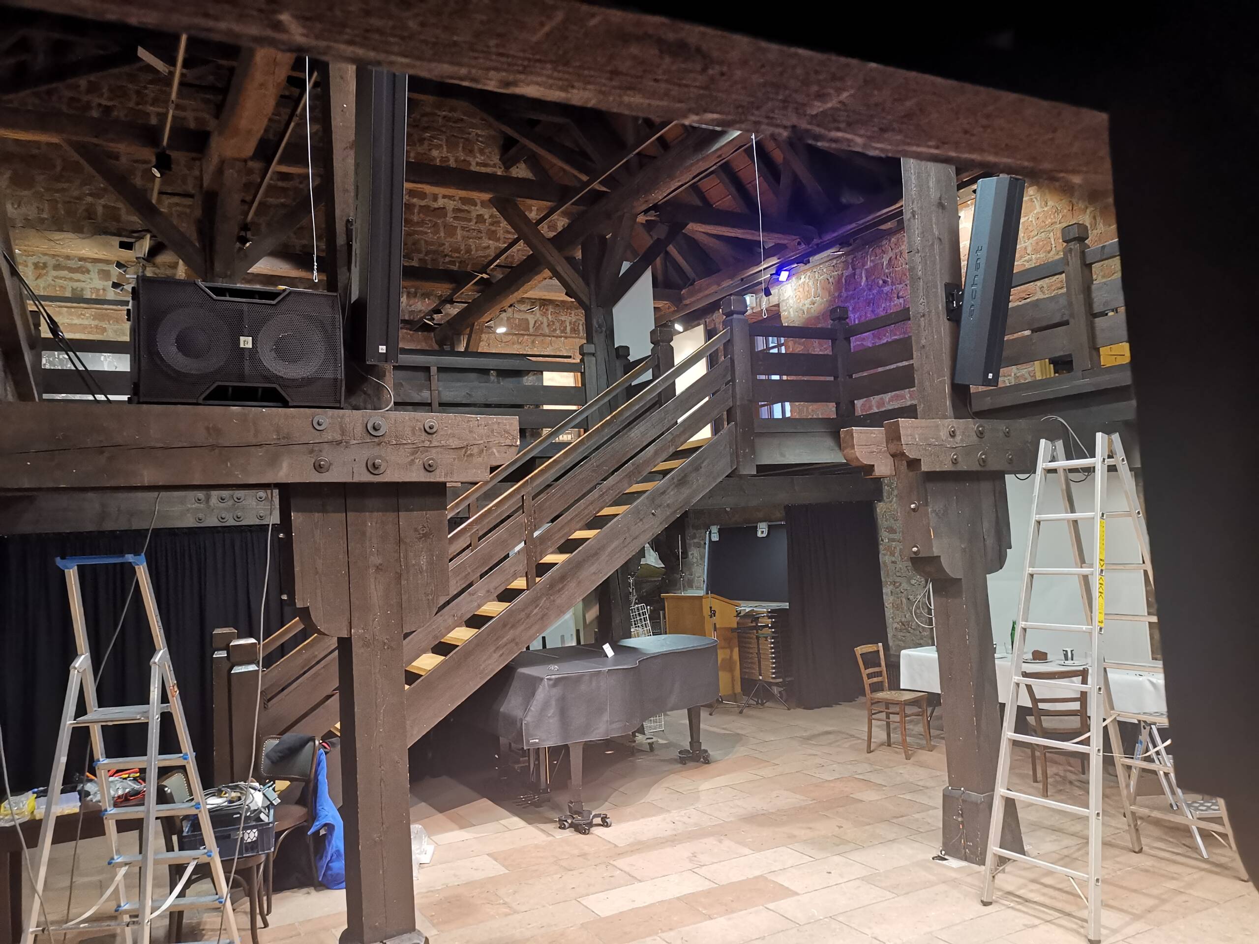 Eigenleistung: Einbau Audiotechnik_Theodor Zink_Bass_Top-links