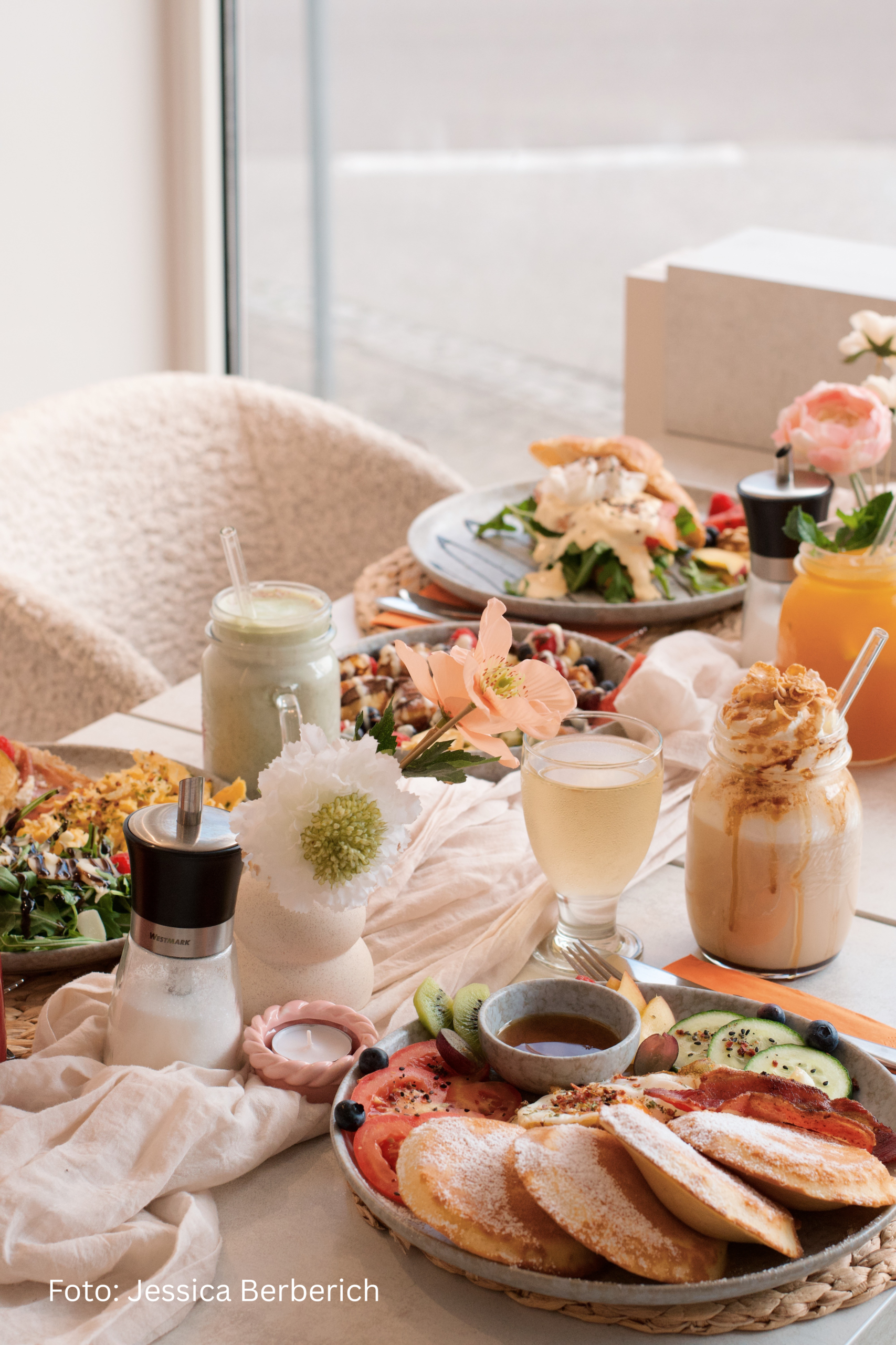 Cafe Parlour 1