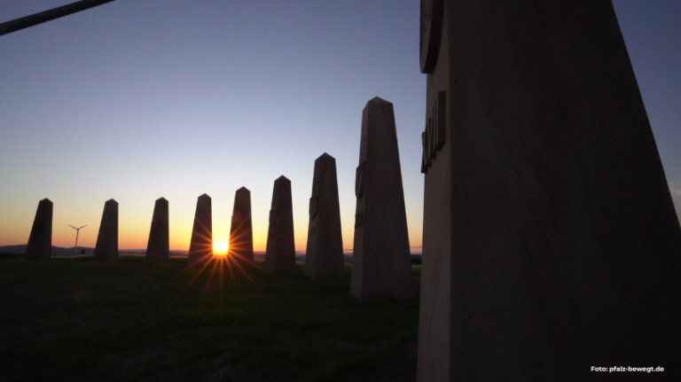 PFALZ BEWEGT – Sonnenuhr auf dem Reiserberg – Das Stonehenge der Pfalz entdecken